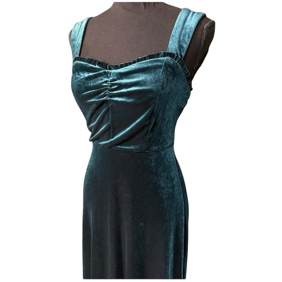 NWT Betsey Johnson Sweetheart Neck Emerald Green Velvet Sleeveless Midi Dress L - Picture 6 of 12